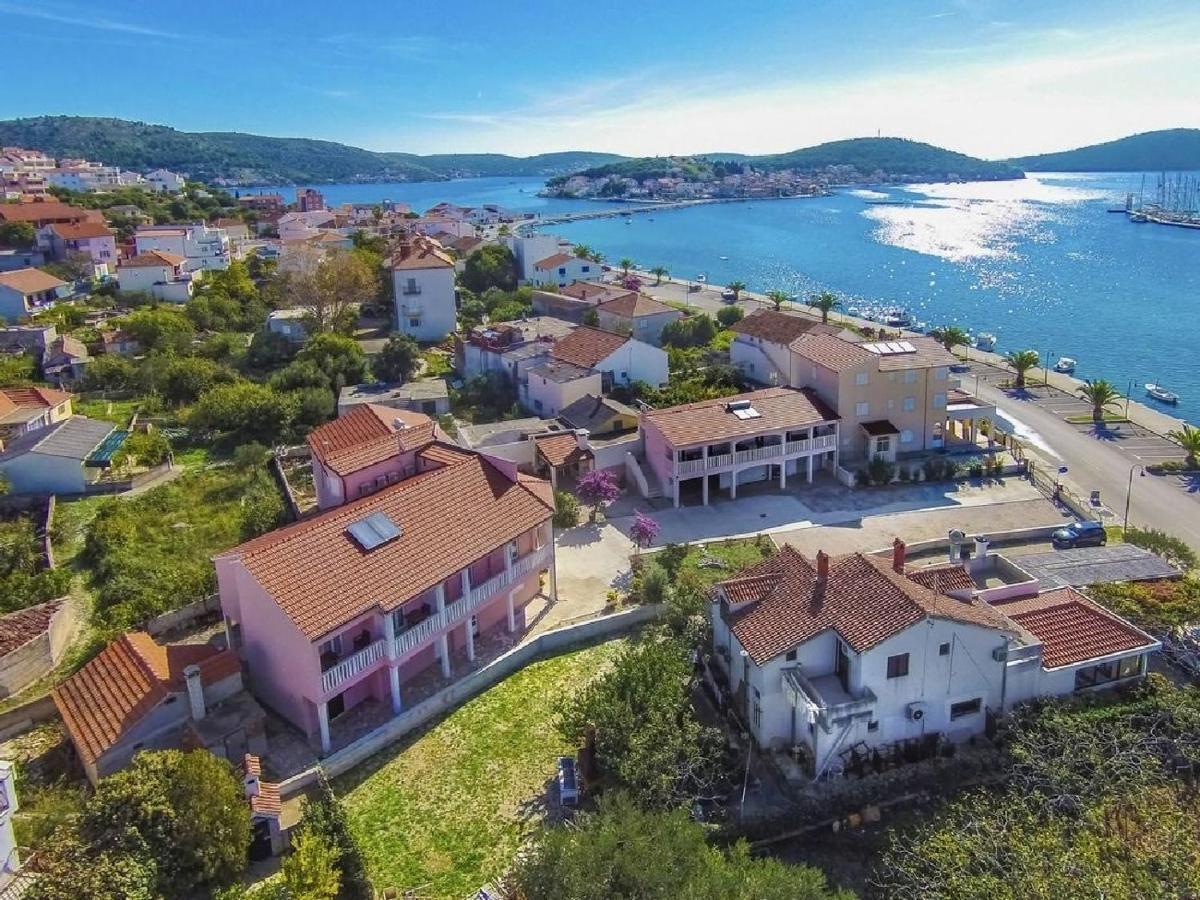 Apartments Hrgovic Rogoznica  Buitenkant foto