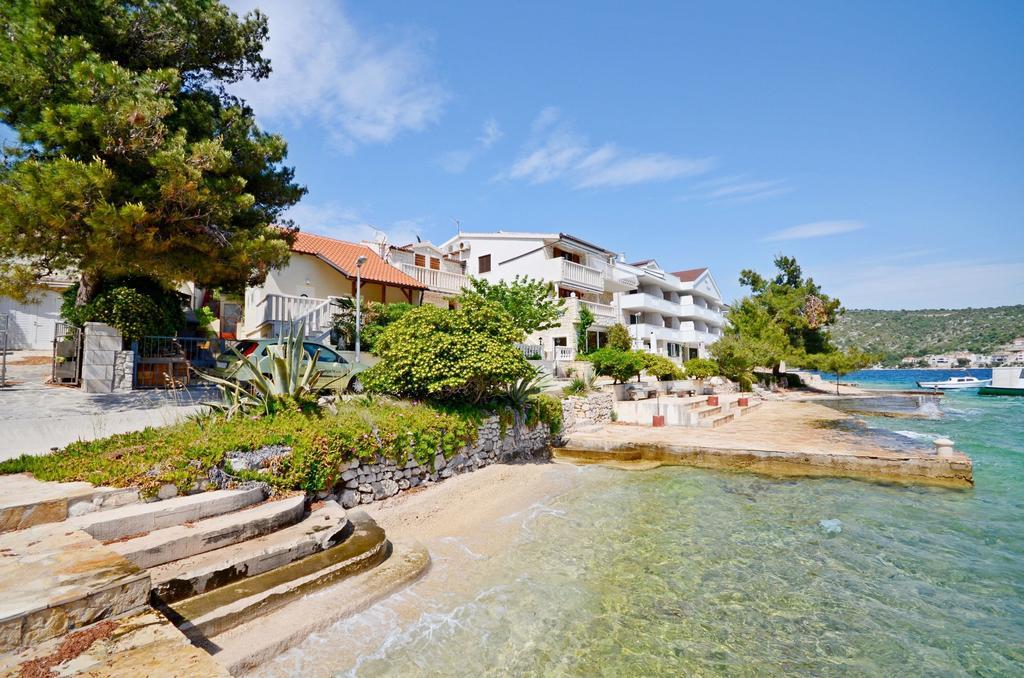 Apartments Hrgovic Rogoznica  Buitenkant foto