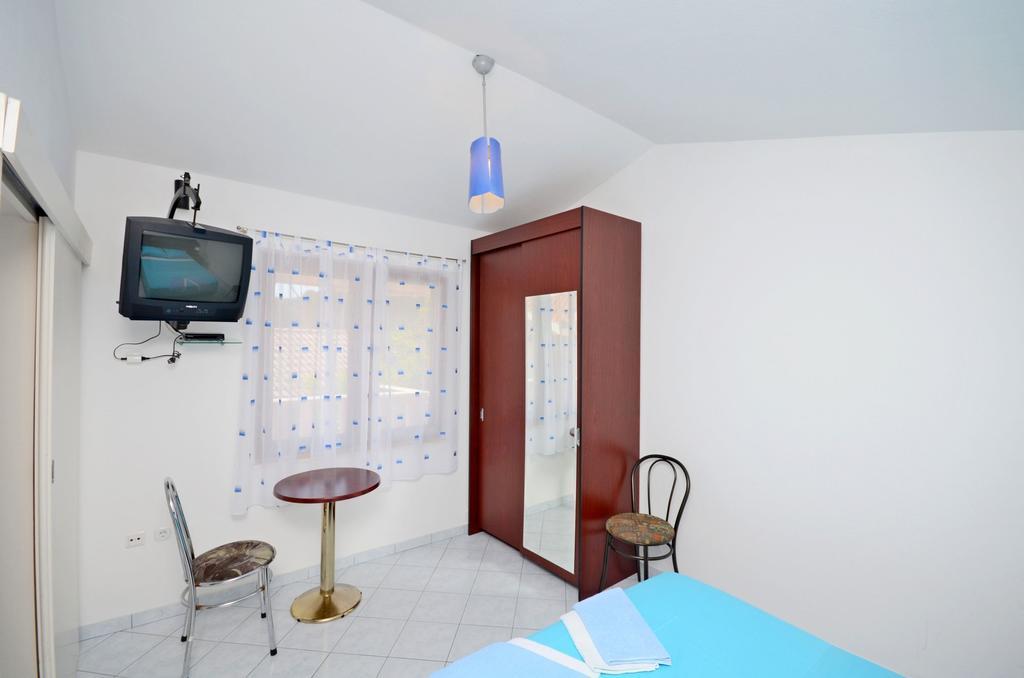 Apartments Hrgovic Rogoznica  Buitenkant foto